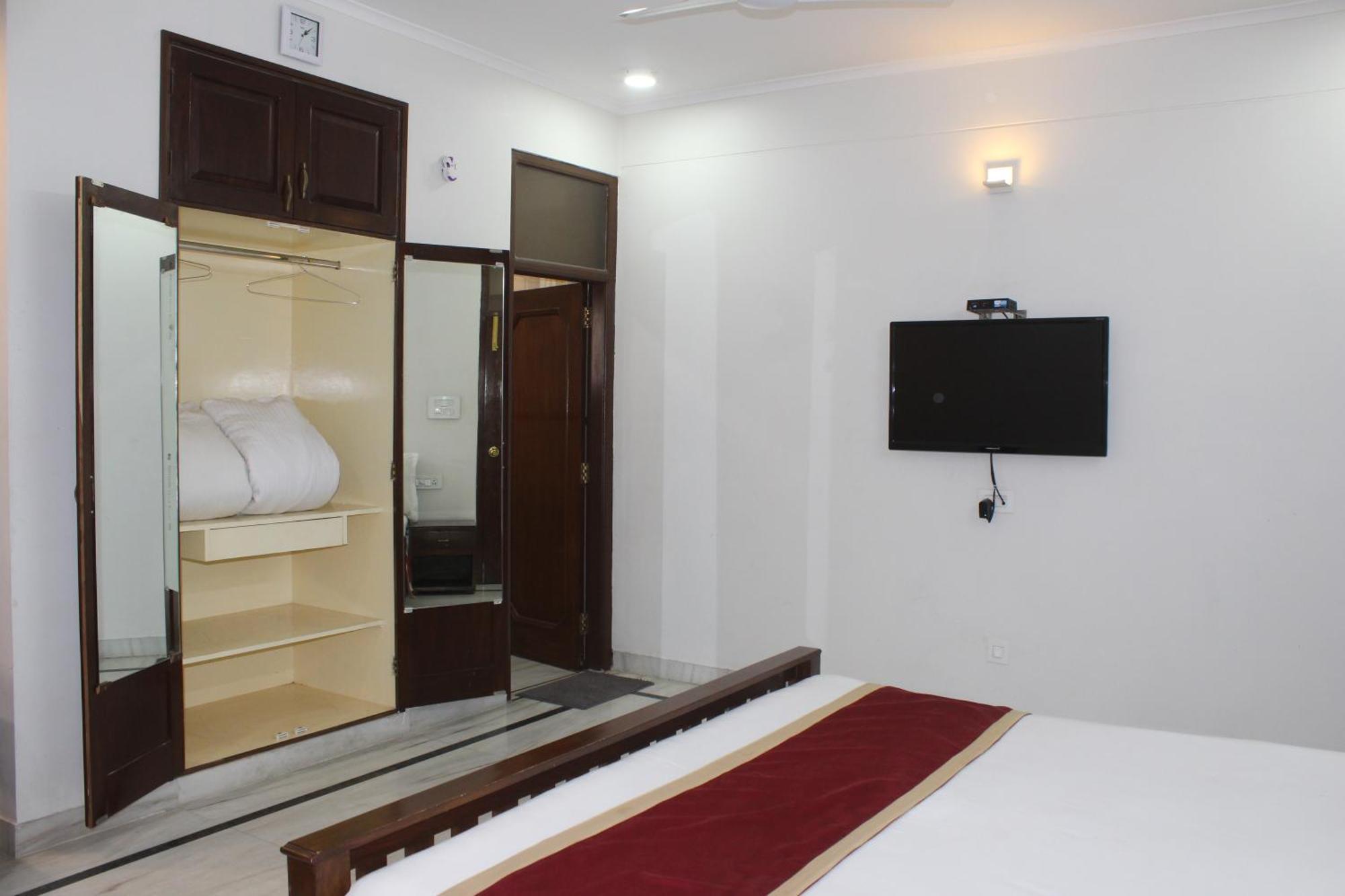 Hotel Sukhvilas Divisione di Divisione di Jaipur Esterno foto